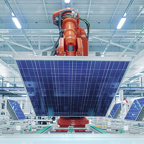 Solar manufacturing machine making a solar panel
